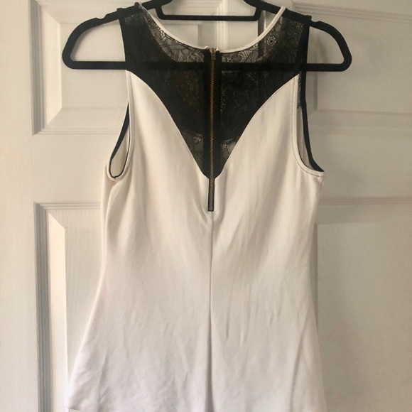 Express Lace Tank - Picture 2 of 2